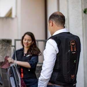 Airbag jackets and vests